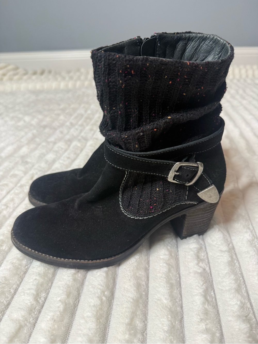 Taos Women's Black Suede Ankle Boots with Knit Cuff and Buckle 9-9.5